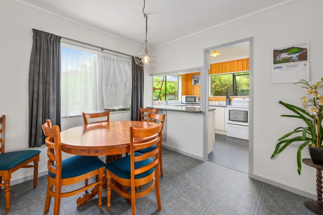 Otonga Cottage Роторуа Екстериор снимка