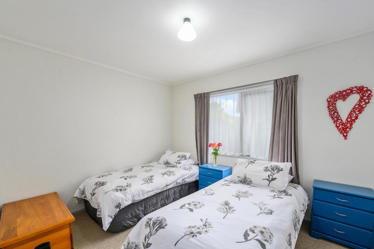 Otonga Cottage Роторуа Екстериор снимка